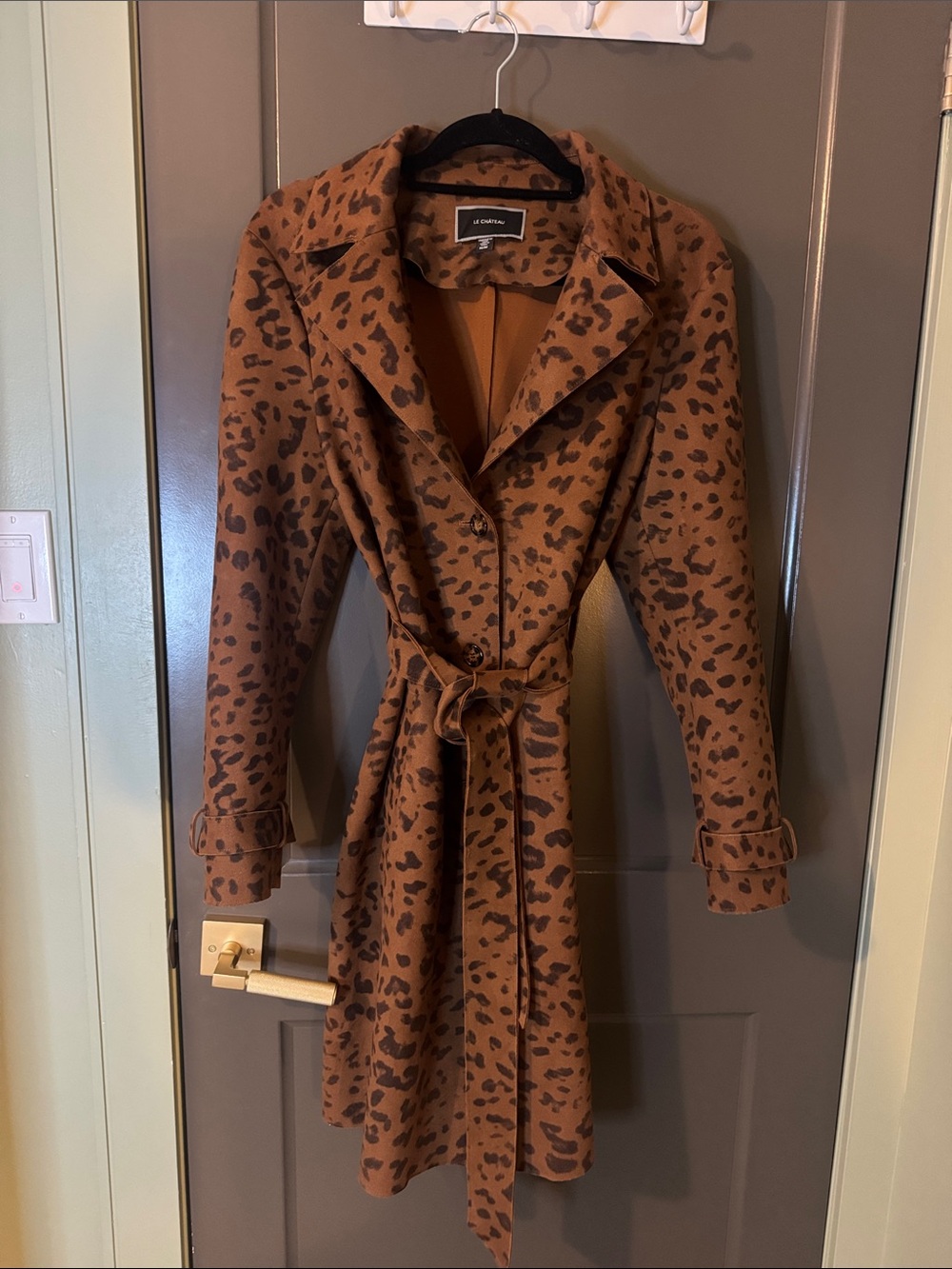 le chateau Brown Leopard Print Trench Coat, like new, medium